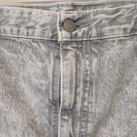 Vtg Levi's acid wash jean shorts baggy gray cotton denim high rise W42 - Picture 5 of 10
